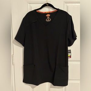 Dickies Stretch EDS scrub top 2XL. Brand new with tags. 95% polyester5%spandex.